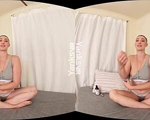 Flexible and beautiful amateur Iris Ives has great climaxes with her toes and fingers